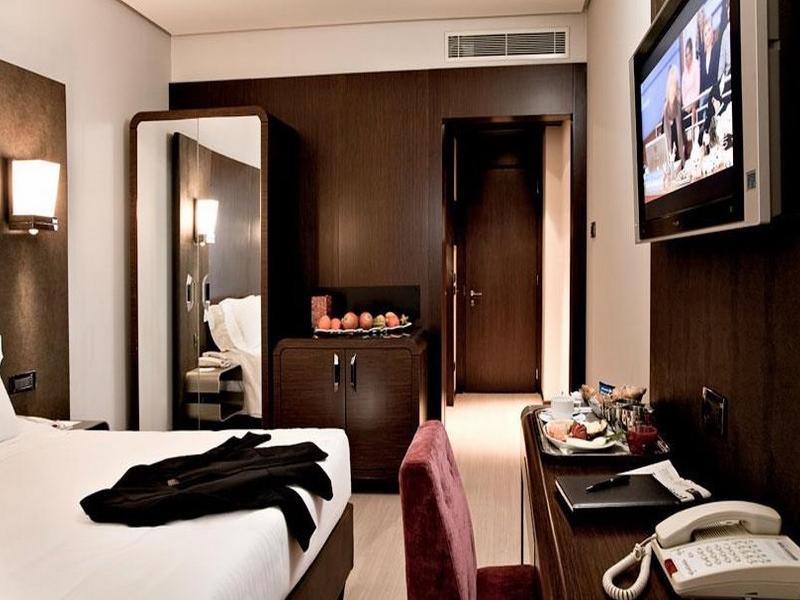 Best Western Hotel Goldenmile Milan Trezzano sul Naviglio Ruang foto